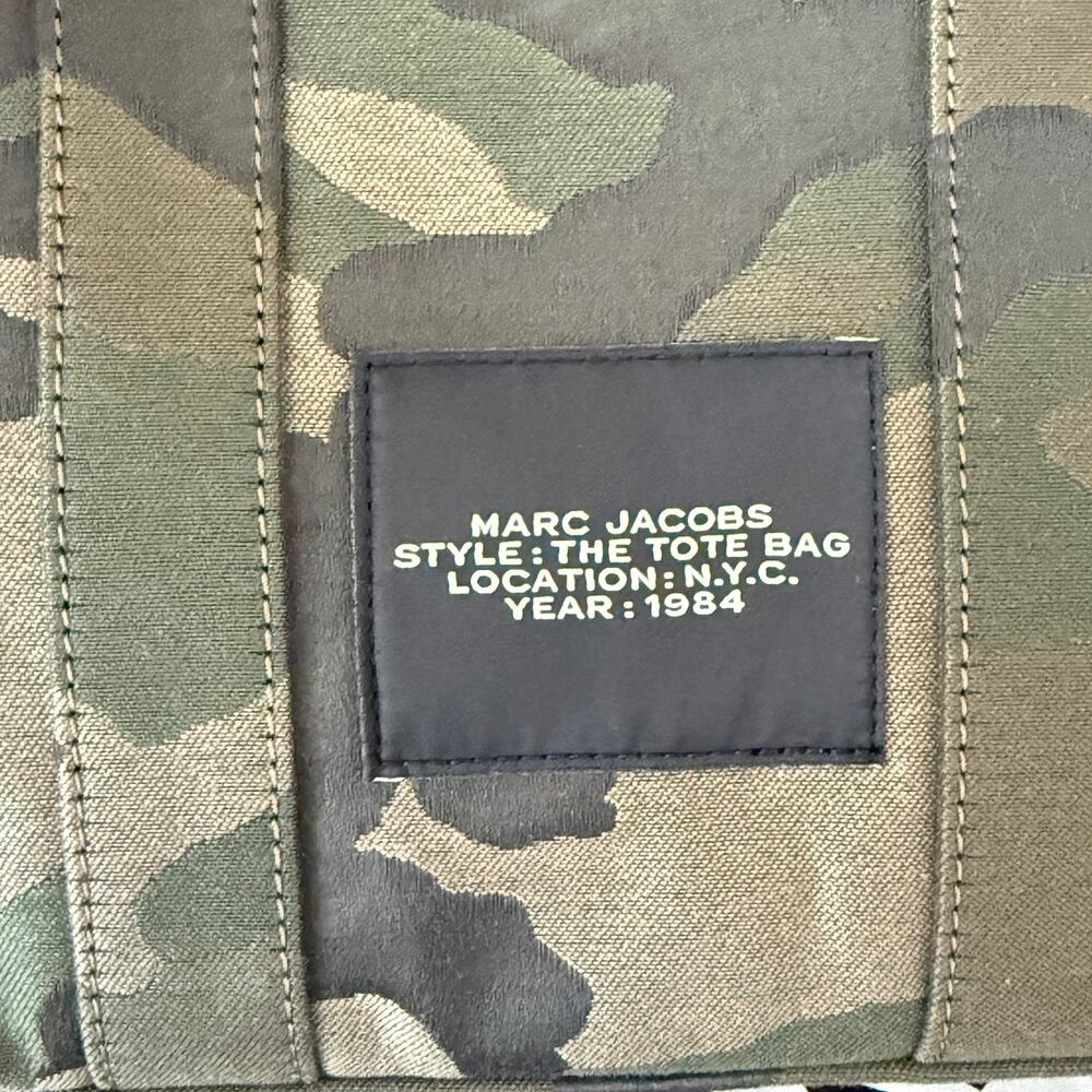 Limited‼️Marc Jacobs The Camo Jacquard Small Tote Bag 2S4HTT003H03 $295 - Picture 9 of 10